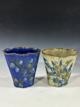 Load image into Gallery viewer, Bud vases assorted shaped
