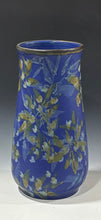 Load image into Gallery viewer, Vase straight
