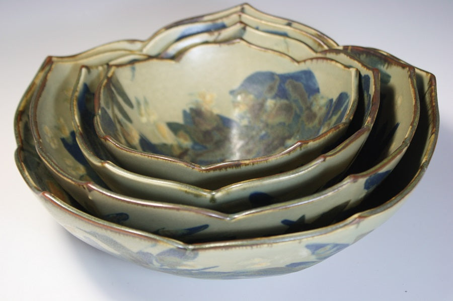nesting bowls 4 nesting sizes set together