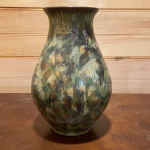 Vase low shoulder